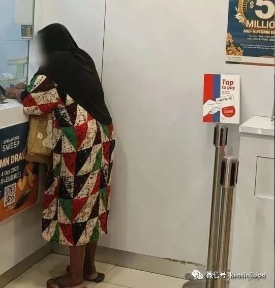 残疾男子兜售纸巾被捕，疑似“外国丐帮”入侵组屋！在新加坡这样乞讨是违法的