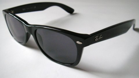 Luxottica 在巴西购物
