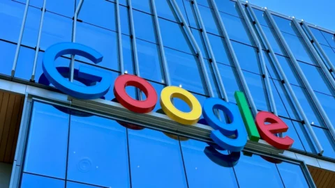 谷歌、Alphabet 准备就 Chrome 分拆向美国反垄断机构发起反击。股市暴跌