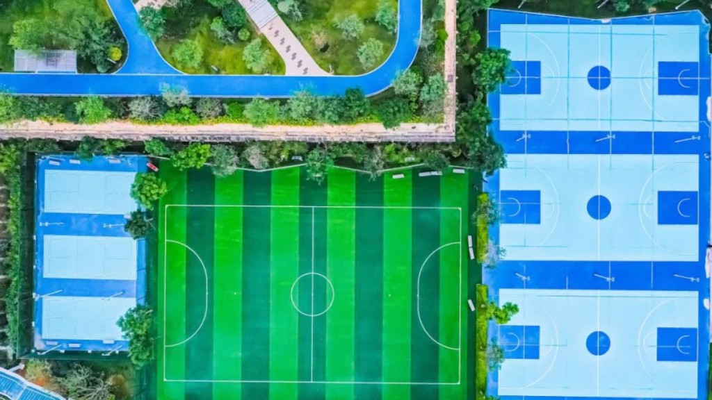 香港城市大學(東莞)規劃為兩期,總用地面積約34.9萬平方米。