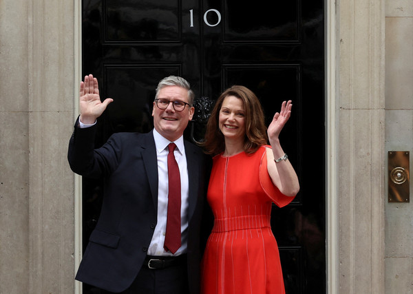 英国新任首相斯塔默【照片来源：路透社】