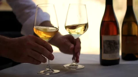 葡萄酒，Cantina Tollo Group 带着 Pecorino 走遍世界各地，庆祝阿布鲁佐白葡萄酒